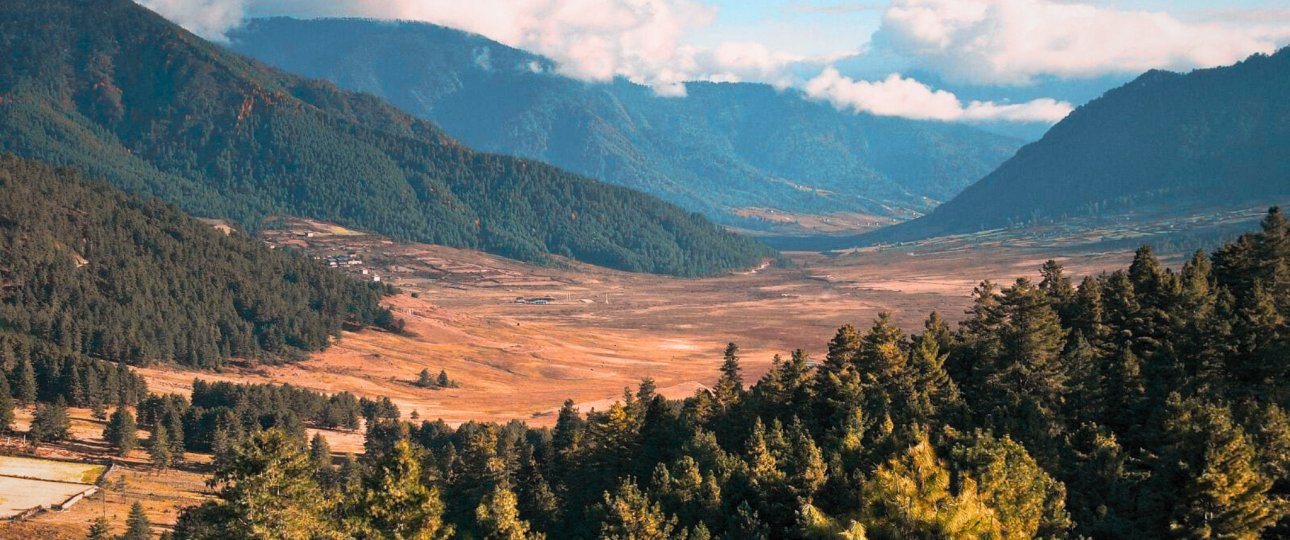 A L Λ Y Λ @Traveling | Phobjikhas Valley | Discover Bhutan. Rediscover Yourself. Top Attractions in Wangdue Phodrang Bhutan – Phobjikha Valley