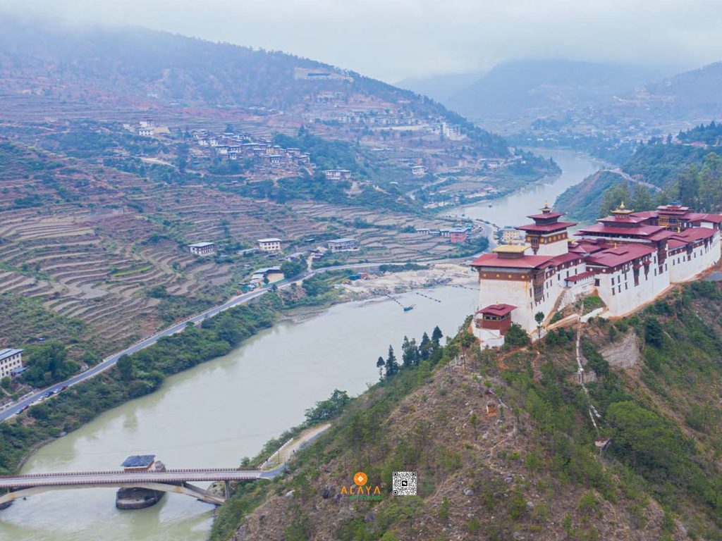 A L Λ Y Λ @Traveling | top attractions Wangdue Phodrang | Discover Bhutan. Rediscover Yourself. Top Attractions in Wangdue Phodrang- Bhutan – Wangdue Phodrang Dzong