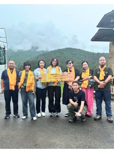 A L Λ Y Λ @Traveling | 22 | Discover Bhutan. Rediscover Yourself. Mr.Bai Fengtian- Reviews-alaya-traveling- Bhutan Tour - Paro- Bhutan