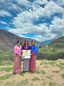 A L Λ Y Λ @Traveling | 3 | Discover Bhutan. Rediscover Yourself. Ms.Jenny and Her friends - Reviews-alaya-traveling- Bhutan Tour - Dobji Dzong - Bhutan
