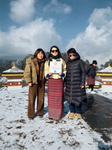 A L Λ Y Λ @Traveling | Ms.Hai Huang Hua and Friend | Discover Bhutan. Rediscover Yourself. Ms. Hai Huang Hua & Group - Reviews-alaya-traveling- Bhutan Tour - Dochula Mountain Pass - Bhutan